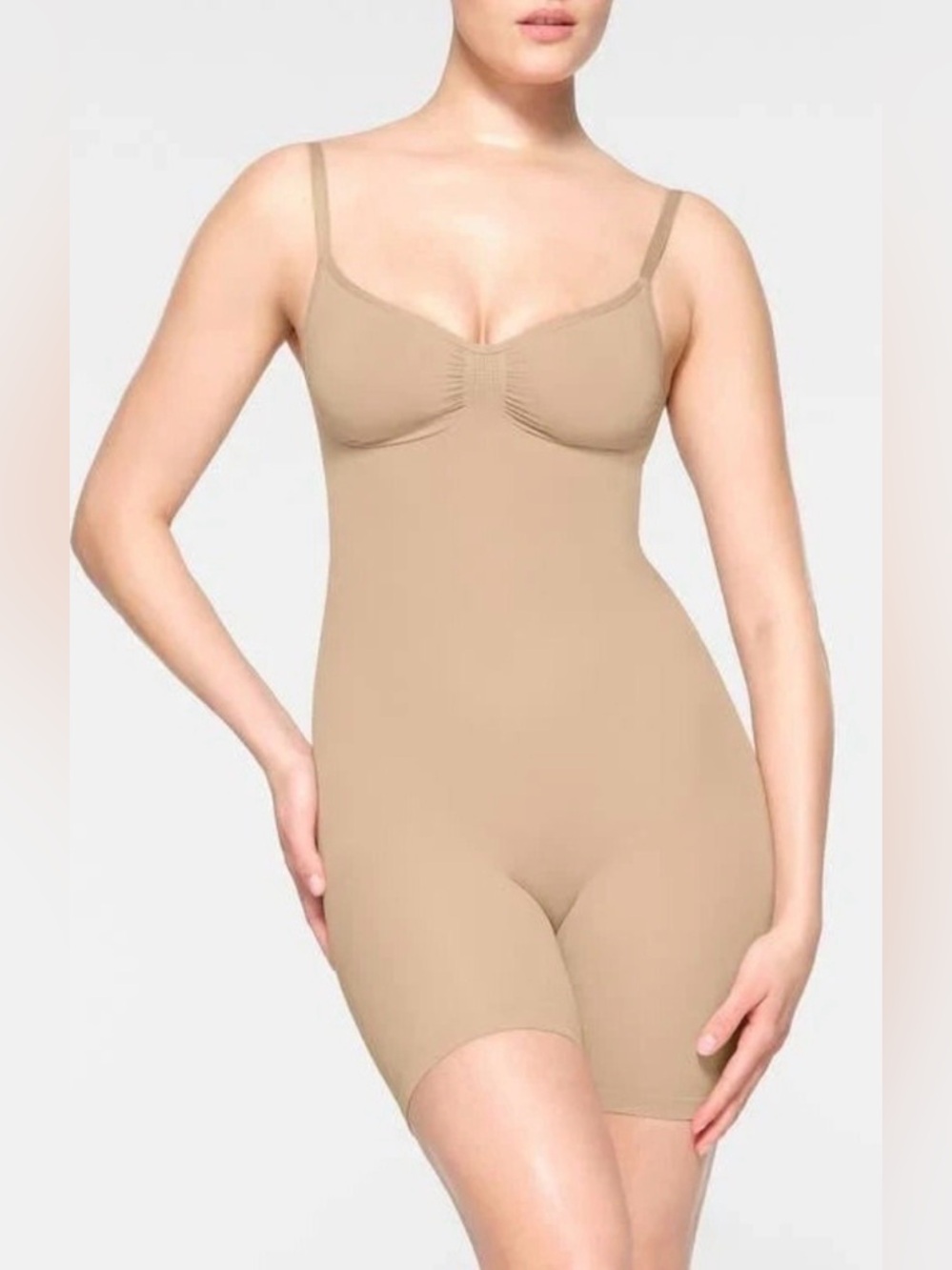 Skims Seamless Sculpt Mid-Thigh Beige Bodysuit